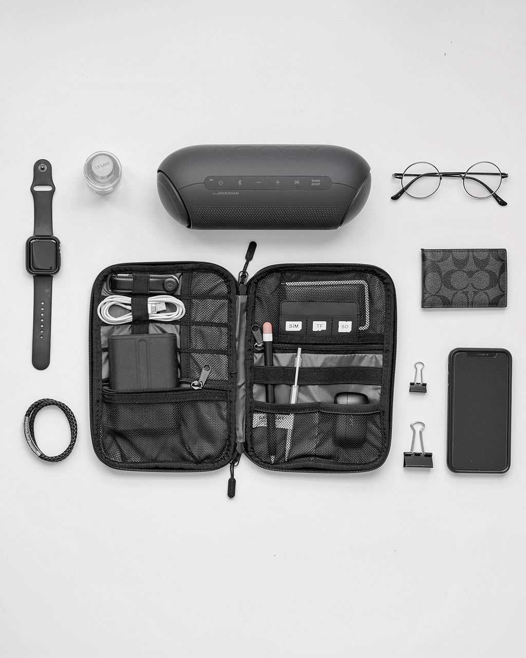 BAGSMART Large Electronics Travel Organizer Case, Tech Accessories Cord Storage Bag for Phone, Power Bank, SD Card, Cables, Black