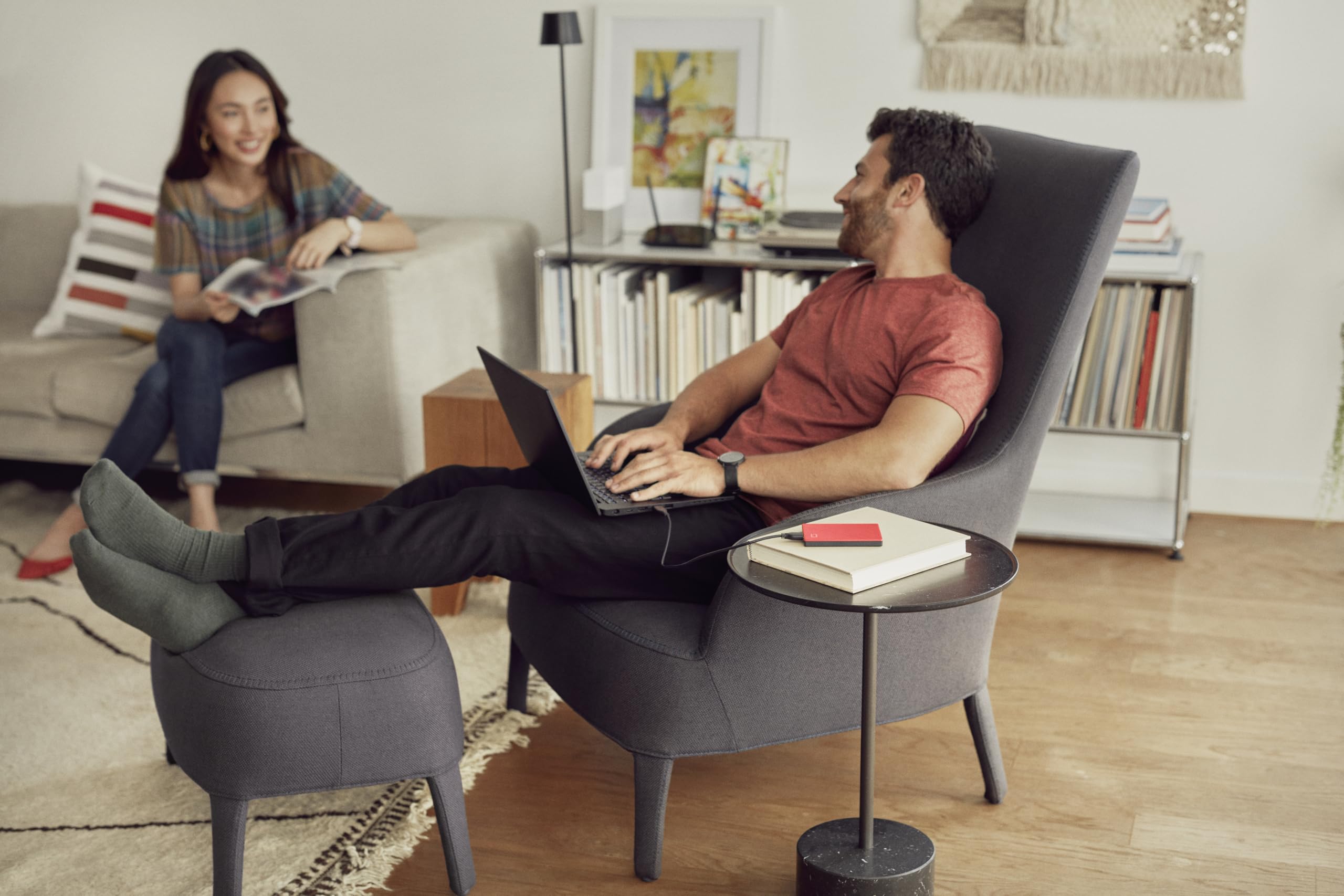 WD 4TB My Passport, Portable External Hard Drive, Black, backup software with defense against ransomware, and password protection, USB 3.1/USB 3.0 compatible - WDBPKJ0040BBK-WESN